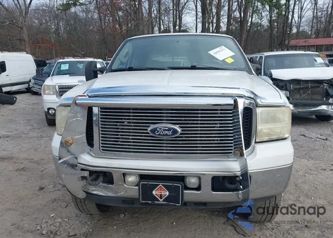 2004 Ford F-250 Lariat/Xl/Xlt z USA, uszkodzony, nr VIN 1FTNW20PX4EB36299